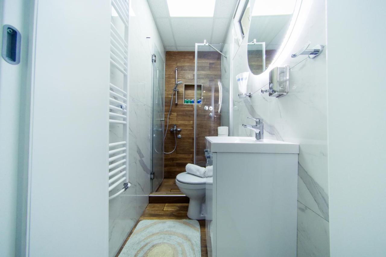 La Lorre Lux Apartment Jagodina Exterior photo